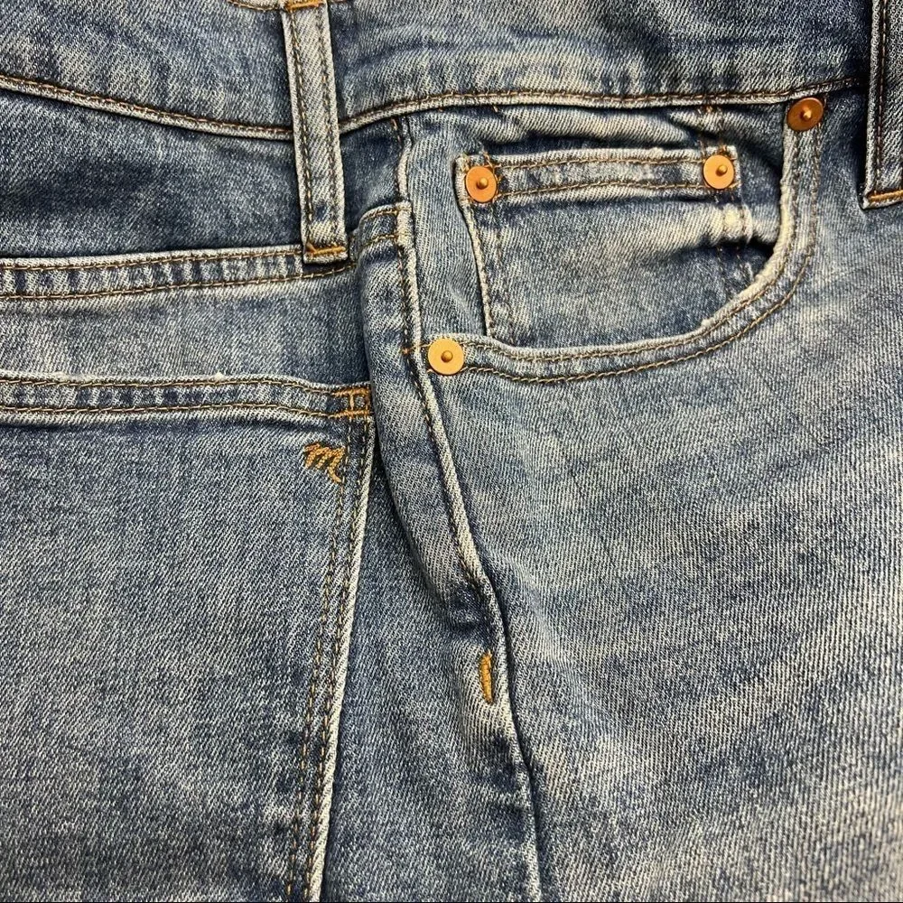 Madewell • High-Rise Mid-Length Shorts